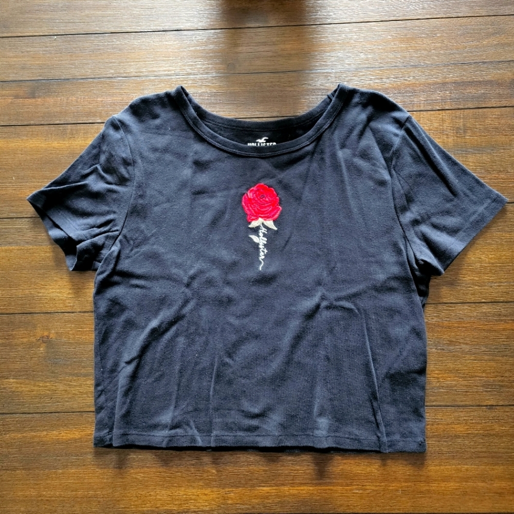 Hollister Baby Tee